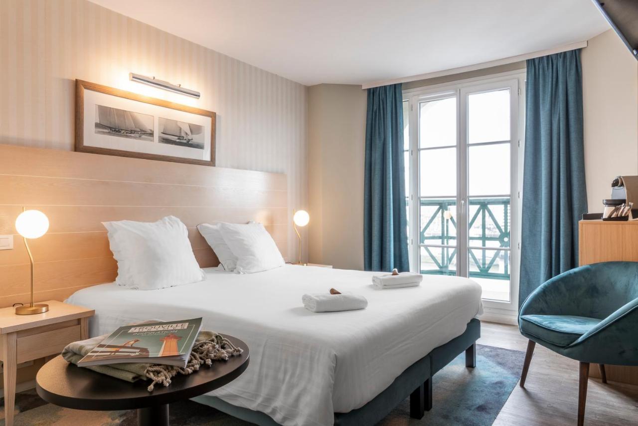 Sowell Hotels Le Beach Трувил сюр Мер Екстериор снимка