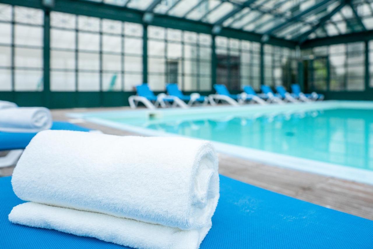 Sowell Hotels Le Beach Трувил сюр Мер Екстериор снимка