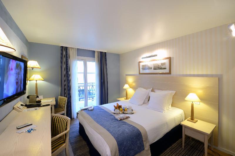 Sowell Hotels Le Beach Трувил сюр Мер Екстериор снимка